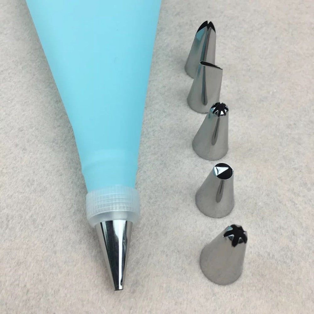 Bake Cake Tool 8 Piece Stainless Steel Decorative Nozzle EVA Mounting Bag