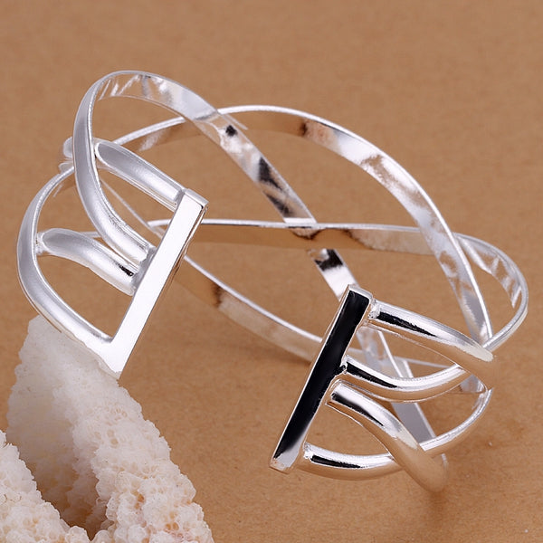 Large Cross Bracelet with Western Wind Opening and Silver Plating
