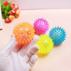 Light-Up Spikey Led Ball Dog Cat Flashing Sensory Fun Blinking Spiky Balls For All Pets Toys (Radom Color M)